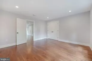 10811 Scott Dr, Fairfax, VA 22030 - Photo 50
