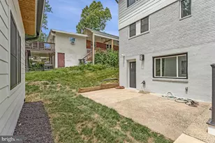 10211 Stratford Ave, Fairfax, VA 22030 - Photo 50