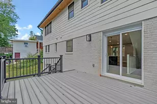 10211 Stratford Ave, Fairfax, VA 22030 - Photo 40
