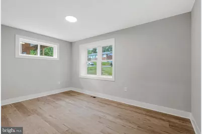 10211 Stratford Avenue, Fairfax, VA 22030 - Photo 32
