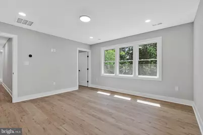 10211 Stratford Avenue, Fairfax, VA 22030 - Photo 16