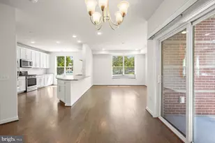 3985 Norton Pl, Fairfax, VA 22030 - Photo 10