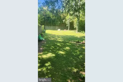 10909 Maple Street, Fairfax, VA 22030 - Photo 2