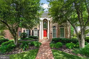 3860 Farrcroft Dr, Fairfax, VA 22030 - Photo 1