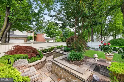 3860 Farrcroft Drive, Fairfax, VA 22030 - Photo 4