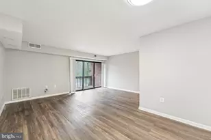 10724 W West Dr, Fairfax, VA 22030 - Photo 4