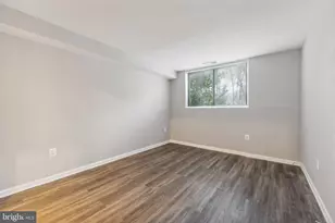 10724 W West Dr, Fairfax, VA 22030 - Photo 8