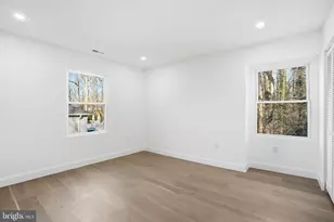 10704 Howerton Ave, Fairfax, VA 22030 - Photo 32