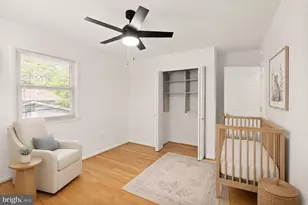 10222 Fox Ln, Fairfax, VA 22030 - Photo 16