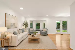 10222 Fox Ln, Fairfax, VA 22030 - Photo 6