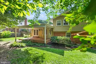 10222 Fox Ln, Fairfax, VA 22030 - Photo 28