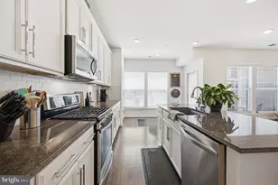 10723 Viognier Terrace, Fairfax, VA 22030 - Photo 16