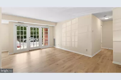 3901 Lyndhurst Drive #201, Fairfax, VA 22031 - Photo 8