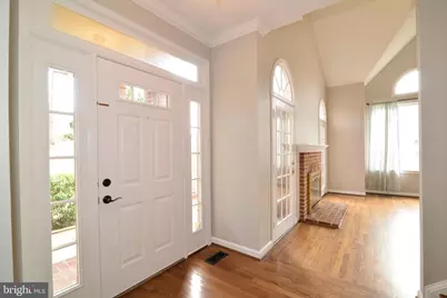 10200 Aspen Willow Drive, Fairfax, VA 22032 - Photo 2