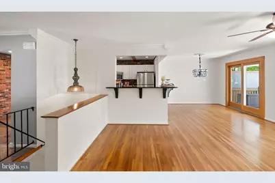 3231 Fair Woods Parkway, Fairfax, VA 22030 - Photo 10