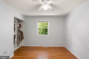 3231 Fair Woods Pkwy, Fairfax, VA 22030 - Photo 32