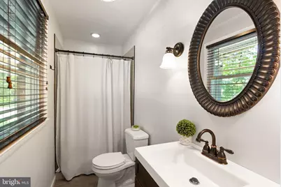 3231 Fair Woods Parkway, Fairfax, VA 22030 - Photo 30