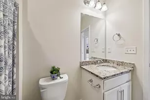 3961 Norton Pl, Fairfax, VA 22030 - Photo 30