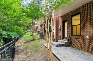 3961 Norton Pl, Fairfax, VA 22030 - Photo 48