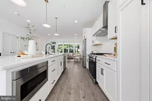 3544 Sutton Hts Cir, Fairfax, VA 22031 - Photo 12