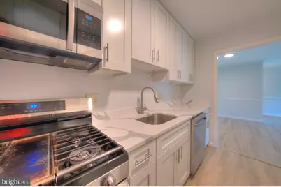 10725 W West Drive #303, Fairfax, VA 22030 - Photo 12