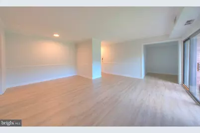 10725 W West Drive #303, Fairfax, VA 22030 - Photo 6