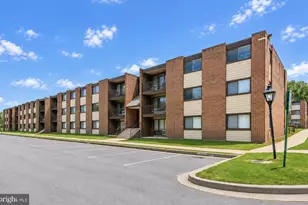 10725 West Dr, Fairfax, VA 22030 - Photo 1
