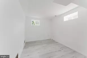 10914 Woodhaven Dr, Fairfax, VA 22030 - Photo 20