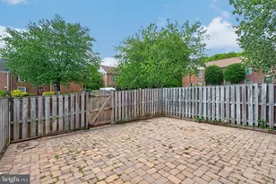 10612 Railroad Ct, Fairfax, VA 22030 - Photo 36