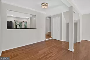 10612 Railroad Ct, Fairfax, VA 22030 - Photo 12
