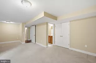 10802 Second St, Fairfax, VA 22030 - Photo 42