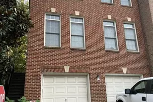 10501 Chancery Ct, Fairfax, VA 22030 - Photo 1