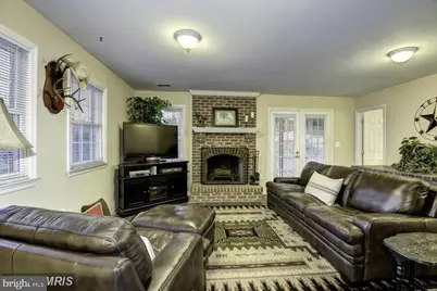 10501 Chancery Court, Fairfax, VA 22030 - Photo 14