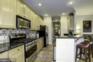 10501 Chancery Ct, Fairfax, VA 22030 - Photo 22