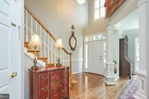 10084 Daniels Run Way, Fairfax, VA 22030 - Photo 2