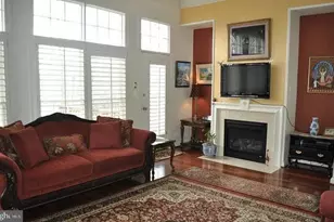 10084 Daniels Run Way, Fairfax, VA 22030 - Photo 10