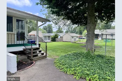 4132 Locust Lane, Fairfax, VA 22030 - Photo 2