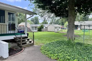 4132 Locust Ln, Fairfax, VA 22030 - Photo 2