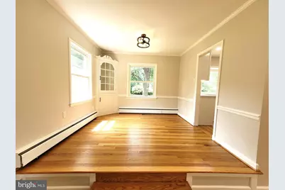 10242 Stratford Avenue, Fairfax, VA 22030 - Photo 8