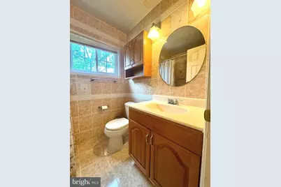 10710 Ashby Place, Fairfax, VA 22030 - Photo 14