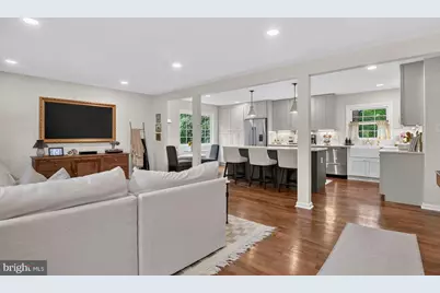 4020 Roberts Road, Fairfax, VA 22032 - Photo 6