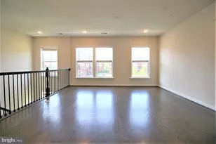 3974 Norton Pl, Fairfax, VA 22030 - Photo 6