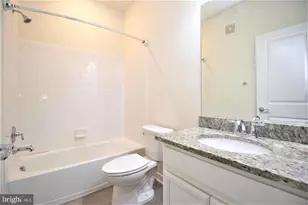 3974 Norton Pl, Fairfax, VA 22030 - Photo 24