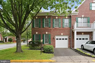 4331 Delegate Ct, Fairfax, VA 22030 - Photo 1