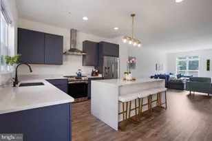 3509 Sutton Hts Cir, Fairfax, VA 22031 - Photo 12