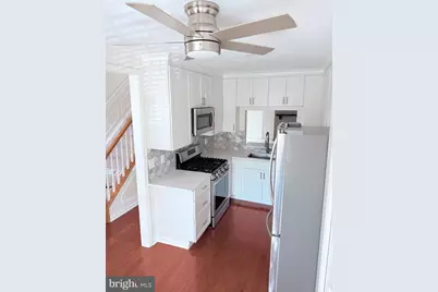 4101 Lexington Court, Fairfax, VA 22030 - Photo 4