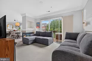 10349 Sager Ave, Fairfax, VA 22030 - Photo 4