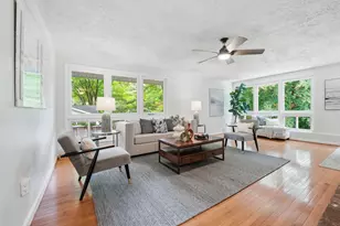 3414 Country Hill Dr, Fairfax, VA 22030 - Photo 4