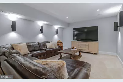 10704 Warwick Avenue, Fairfax, VA 22030 - Photo 58