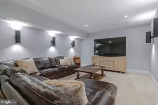 10704 Warwick Ave, Fairfax, VA 22030 - Photo 58